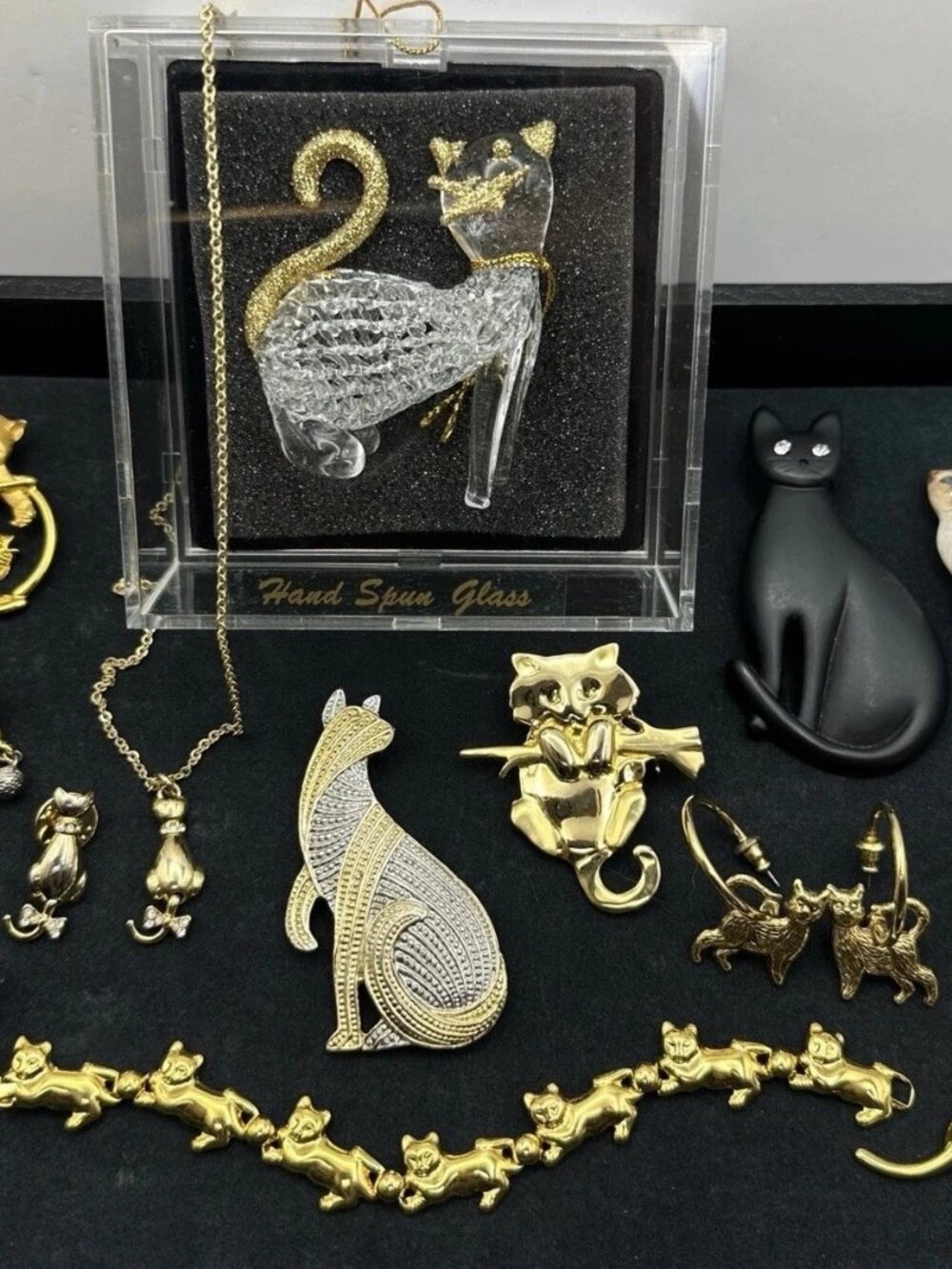 Cat Theme Vintage Brooches Earrings Necklace Lot (Park Lane Avon JJ)